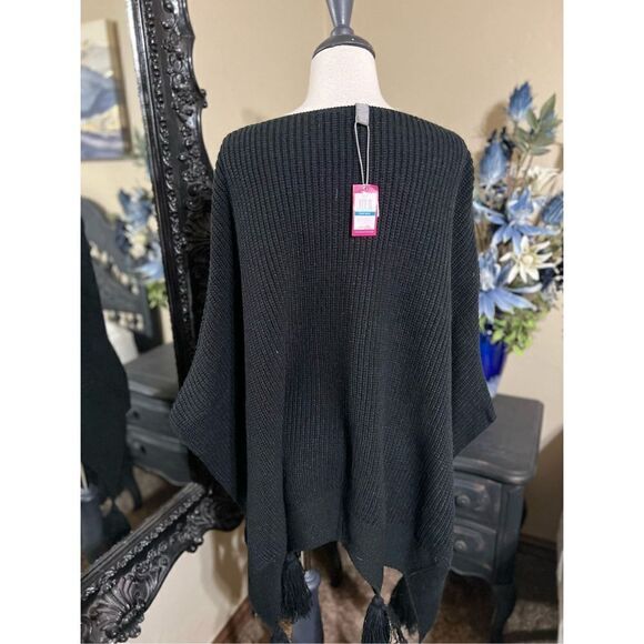 Vince Camuto New Black Cable Knit Shawl - Picture 3 of 4